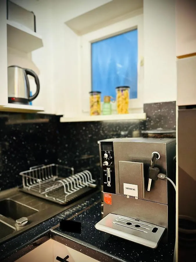 Deluxe - Apartment ' Andrei 2 ' - Neu In Neuburg An Der Donau 0*,  Germany